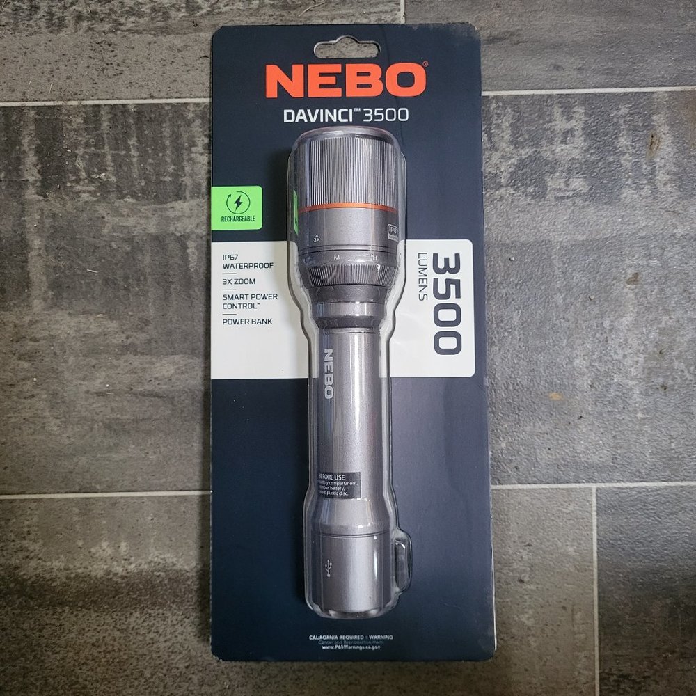 NEBO Davinci 3500 Rechargeable 3500 Lumen Flashlight with Power Bank NEW